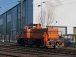 Lok 7 der Deutschen Edelstahlwerke(DEW), zuvor Edelstahlwerke S�dwestfalen f�hrt am 11.02.2011 DB Gleis zur�ck aufs Werksgel�nde in Siegen-Geisweid.