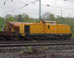 V 150.04, ex DR 110 966-9, ex DR 710 966 (eine V 100.5 ost) der SGL Schienen-G�ter-Logistik GmbH abgestellt (im Regen) am 06.05.2012 in Betzdorf/Sieg.