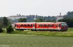 DB Regio  628 + 928 424 als RB 59727 Bogen - Neufahrn mit dem Kloster Mallersberg im Hintergrund, ein Endpunkt des Europ�ischen Pilgerweges  VIA NOVA , fotografiert am 20.06.2012  --> Leider hat sich