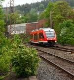 Dieseltriebwagen 640 009 (LINT 27) als RB 95 (Dillenburg - Siegen-Au/Sieg), f�hrt am 18.05.2012 bei Siegen-Kaan in Richtung Siegen Hbf.