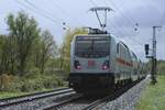 DB 147 584 schiebt einer IC aus Emden durech Salzbergen am 20 April 2024.