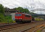 Der Strom-Container 155 097-9 ex DR 250 097-9 rangiert am 10.07.2012 solo in Kreuztal, um sp�ter dann in Richtung Siegen fahren zu k�nnen.