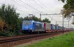 Mit ein voller Rzepin-Shuttle KLV d�nnert am 14 Oktober 2020 LTE 186 942 durch Wijchen.