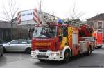 Feuerwehr Recklinghausen  RE RE 6033  DLA K 23/12 CS GL  IVECO Magirus 160E30  Aufgenommen am HBF Recklinghausen, 24.3.2010.