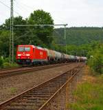 185 294-6 der DB Schenker Rail zieht eine Kesselwagenganzzug in Richtung K�ln, hier am 30.06.2012 bei Betzdorf (Sieg).