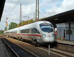   Mit 10 Minuten Verspätung fährt der ICE 27 (Dortmund  - Essen - Köln - Koblenz - Mainz - Frankfurt(M) Flughafen Fernbf  - Hanau Hbf - Würzburg - Passau - Wien Westbahnhof) am