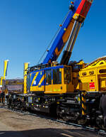 Der KIROW 25t-Gleisbauschienenkran MULTI TASKER KRC 250 LUL (99 70 9319 002-0) pr�sentiert auf der iaf 2017 Internationale Ausstellung Fahrwegtechnik in M�nster (01.06.2017).