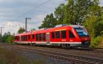 Der Alstom Coradia LINT 41 (Dieseltriebwagen) 648 203 / 703 der DreiL�nderBahn als RB 95  Sieg-Dill-Bahn  (Dillenburg-Siegen-Betzdorf/Sieg-Au/Sieg) hat gerade (am 20.08.2013) den Bahnhof Rudersdorf