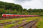   Die 111 112-9 (91 80 6111 112-9 D-D der DB Regio NRW erreicht am 31.08.2020 bald, mit dem RE 9  (rsx - Rhein-Sieg-Express) Aachen - K�ln - Siegen, den Bf Brtzdorf (Sieg).