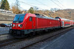Nun verdr�ngen doch so langsam die neueren 147er (Traxx P160 AC3) die 146.0er (TRAXX P160 AC1) als Zugleistung des RE 9 - Rhein Sieg Express (RSX).