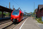 Der fünfteilige SÜWEX Stadler FLIRT 3 – 429 114 / 429 614, als RE 1  Südwest-Express  (Kaiserslautern – Trier – Koblenz), verlässt am 01 Juli 2025 den Bahnhof
