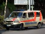 sonstige-rettungs--und-krankentransportdienste-aus-deutschland/103885/hier-mal-wieder-ein-vw-krankentransporter Hier mal wieder ein VW Krankentransporter aus Berlin dessen Betreiber nicht ersichtlich ist, 31.08.09 Berlin-Pankow.