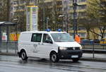 Ein VW Krankentransportfahrzeug der Evangelischen Krankenhaus Königin Elisabeth Herzberge gGmbH am 22.02.17 Berlin-Marzahn.
