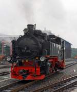 Die 99 785 der Fichtelbergbahn (ex DB 099 749-4, ex DR 99 1785-7) am 25.08.2013 beim Umsetzen in Oberwiesenthal.