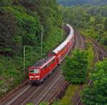 Von oben im Gleisbogen - 111 016-2 mit RE 9 (Rhein-Sieg-Express) Aachen - K�ln - Siegen am 05.07.2012 kurz vor dem Bahnhof Betzdorf (Sieg).