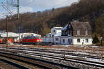 Die 218 191-5 (92 80 1218 191-5 D-MZE) der MZE - Manuel Zimmermann Eisenbahndienstleistungen ist am 15.03.2023 beim Kleinbahnhof der WEBA (Westerwaldbahn) abgestellt.