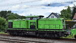 BUG Vermietungsgesellschaft mbH, Hoppegarten mit der untervermieteten HVLE V 100 Lok   203-BUG-05  [NVR-Nummer: 92 80 1203 141-7 D-HVLE]  am 04.06.26 beim Rangieren H�he Bahnhof K�nigs-Wusterhausen.