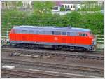   Die ICE-Schleppdiesellok DB 218 810-0 (ex DB 218 159-2) der DB Fernverkehr AG ist am 01.05.2010 beim Bahnhof Kassel-Wilhelmsh�he abgestellt.