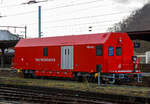 Der Hagener Hilfszugwagen D-DB 99 80 9370 033-9 der DB Netz AG am 08.02.2016 beim Hbf Hagen.