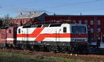 DeltaRail GmbH, Frankfurt (Oder) mit ihrer  212 001-2  (NVR:  91 80 6143 001-6 D-DELTA ) in der Delta Rail Abstellgruppe am 08.04.25 Höhe Bahnhof Frankfurt (Oder).
