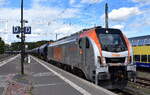 hvle - Havell�ndische Eisenbahn AG, Berlin-Spandau [D] mit ihrer Eurodual Lok  159 008  [NVR-Nummer: 90 80 2159 008-2 D-HVLE] und einem Ganzzug K+S Sch�ttgutwagen mit Schwenkdach am 14.09.26 Durchfahrt Bahnhof Uelzen. 
