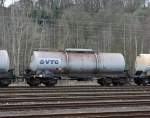 VTG Kesselwagen Zacns 7846 780-0 in einem Zug am 31.03.2012 in Betzdorf.