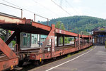 Doppelstock-Autotransportwagen Bauart 553 Laaeks (der Gatttung Laaeks 553) der DB Schenker Rail Automotive GmbH (ex DB Schenker ATG) eingestellt als 25 80 4366 906-2 D-ATG  am 27.07.2016 im Zugverband