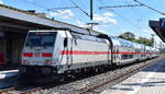 DB Fernverkehr AG [D] mit ihrer  146 564-0  [NVR-Nummer: 91 80 6146 564-0 D-DB] und IC Richtung Hannover Hbf, abfahrbereit im Bahnhof Magdeburg Hbf. am 18.05.26