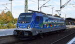 Railpool GmbH, M�nchen [D] mit ihrer  188 148  [NVR-Nummer: 91 80 6188 148-1 D-Rpool], aktueller Leasingnehmer? am 07.10.26 Durchfahrt Bahnhof F�rstenwalde (Spree).