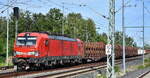 DB Cargo AG, Mainz [D] mit ihrer Vectron   193 396  [NVR-Nummer: 91 80 6193 396-9 D-DB] und einem G�terzug mit unterschiedlichen Stahlrohren am 18.06.26 H�he Leipzig-Thekla.