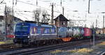 RTB CARGO GmbH mit der RATH FLEET B.V., Rotterdam [NL] geleasten ELL Vectron   193 791  [NVR-Nummer: 91 80 6193 791-1 D-ELOC] und einem Containerzug am 04.03.25 Höhe Bahnhof Frankfurt (Oder).