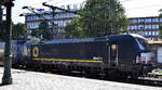 TX Logistik AG, Troisdorf [D] mit der geleasten BRCE Vectron  X4 E - 879  [NVR-Nummer: 91 80 6193 879-4 D-DISPO] und einem Containerzug Richtung Hamburger Hafen am 14.08.26 H�he Bahnhof Hamburg-Harburg. 
