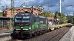 TXL - TX Logistik AG, Bad Honnef [D] mit der geleasten ELL Vectron   193 275  [NVR-Nummer: 91 80 6193 275-5 D-ELOC] und einem Ganzzug VTGCH Containertragwagen (leer) am 18.09.26 Durchfahrt Bahnhof Uelzen.
