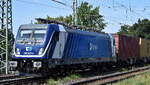 containerzuege/921077/268d-cargo-as-praha-cz-mit ČD Cargo a.s., Praha [CZ] mit ihrer recht neuen  '388 037-4' [NVR-Nummer: 91 54 7388 037-4 CZ-CDC] und einem Containerzug am 25.07.26 H�he Bahnhof magdeburg-Neustadt.