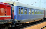 Sonderzug der Rennsteigbahn am 16.09.16 nach Berlin, der blaue ehemaligen DB Personenwagen Typ A4üe Nr.