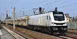 HHPI - Heavy Haul Power International GmbH, Erfurt [D] mit ihrer Eurodual Lok   159 455-5  [NVR-Nummer: 90 80 2159 455-5 D-HHPI] und einem Schüttgutwagenzug (leer) am 10.03.26 Höhe Bahnhof