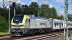 ITL - Eisenbahngesellschaft mbH, Dresden [D] mit ihrer Eurodual Lok   159 106-4  [NVR-Nummer: 90 80 2159 106-4 D-ITL] und einem Baustoffsch�ttgutzug am 22.06.26 H�he Leipzig Thekla.