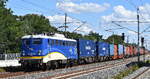 Eisenbahnen und Verkehrsbetriebe Elbe-Weser GmbH, Zeven mit ihrer  140 866-5  (NVR:  91 80 6140 866-5 D-EVB ) und einem Containerzug Richtung Hamburger Hafen am 25.08.26 H�he Bahnhof Gl�wen.