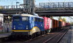 Eisenbahnen und Verkehrsbetriebe Elbe-Weser GmbH, Zeven mit ihrer '140 866-5' (NVR: '91 80 6140 866-5 D-EVB') mit einem Containerzug aus Frankfurt/Oder Richtung Hamburg am 16.10.26 Durchfahrt Bahnhof Berlin Hohensch�nhausen.