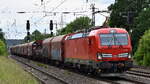 DB Cargo AG, Mainz [D] mit ihrer Vectron  193 014  [NVR-Nummer: 91 80 6193 014-8 D-DB] und einem gemischten G�terzug am 02.06.26 H�he Bahnhof Saarmund.