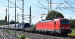 DB Cargo AG, Mainz [D] mit ihrer Vectron  193 562  [NVR-Nummer: 91 80 6193 562-6 D-DB] und einem gemischten G�terzug am 18.06.26 H�he Leipzig-Thekla.