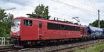 MAED - Maik Ampft Eisenbahndienstleistungen, Limbach-Oberfrohna mit ihrer   155 219-9   [NVR-Nummer: 91 80 6155 219-9 D-MAED] und einem Getreidezug am 21.05.26 H�he Bahnhof Magdeburg-Neustadt.