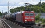 DB Cargo AG, Mainz [D] mit ihrer  185 102-1  [NVR-Nummer: 91 80 6185 102-1 D-DB] und einem gemischten G�terzug aus dem PCK Schwedt am 15.06.26 H�he Berlin-Buch. 