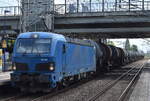 RheinCargo GmbH & Co. KG, Neuss [D] mit ihrer Smartron  192 057  [NVR-Nummer: 91 80 6192 057-8 D-RHC] und einem Kesselwagenzug (leer) Richtung Stendell am 19.06.26 Durchfahrt Bahnhof Berlin-Hohensch�nhausen.