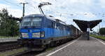 ČD Cargo a.s., Praha [CZ] mit ihrer Vectron  383 018-9  [NVR-Nummer: 91 54 7383 018-9 CZ-CDC] und einem KLV-Zug am 21.05.26 Durchfahrt Bahnhof Magdeburg-Neustadt.