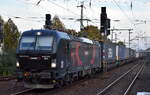 LTG Cargo Polska Sp. z o.o. mit der geleasten Cargounit Vectron   5370 171-8  Name:  INKA  [NVR-Nummer: 91 51 5370 171-8 PL-ID] und KLV-Zug aus Polen Richtung Duisburg am 07.10.26 H�he Bahnhof F�rstenwalde (Spree).