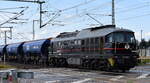 Erfurter Bahnservice Gesellschaft mbH, Erfurt mit ihrer  Ludmilla   241 353-2  (NVR:  92 80 1241 353-2 D-EBS ) und einem Ganzzug Schüttgutwagen mit Schwenkdach Richtung skw Piesteritz/Wittenberg