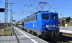 Eisenbahnbau- und Betriebsgesellschaft Pressnitztalbahn mbH, J�hstadt (PRESS) mit ihrer  140 070-9  (NVR:  91 80 6140 789-9 D-PRESS ) und einem PKW-Transportzug (fabrikneue VW- und AUDI E-Mobile SUV u.a.) am 14.09.26 Durchfahrt Bahnhof Stendal Hbf.