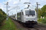 RailAdventure GmbH, M�nchen [D] mit ihrem italienischen Taurus  190 311  [NVR-Nummer: 91 83 2190 311-7 I-RADVE] und einer wahrscheinlich nagelneuen Wagengarnitur Talgo ICE L Wagen wahrscheinlich Richtung Berlin-Lichtenberg am 01.09.26 H�he Bahnhof Berlin-Hohensch�nhausen.