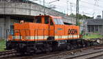 LOCON LOGISTIK & CONSULTING AKTIENGESELLSCHAFT, Oberuckersee mit ihrer  LOCON 216  (NVR:  92 80 1214 007-7 D-LOCON ) und drei leeren Containertragwagen am 07.08.26 H�he Bahnhof Hamburg-Harburg.